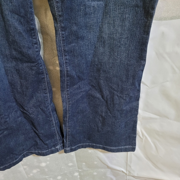 (3160)Melisa pull on, HighRise Flare,by Sofia Jeans, Women's Size 18W - Picture 5 of 17